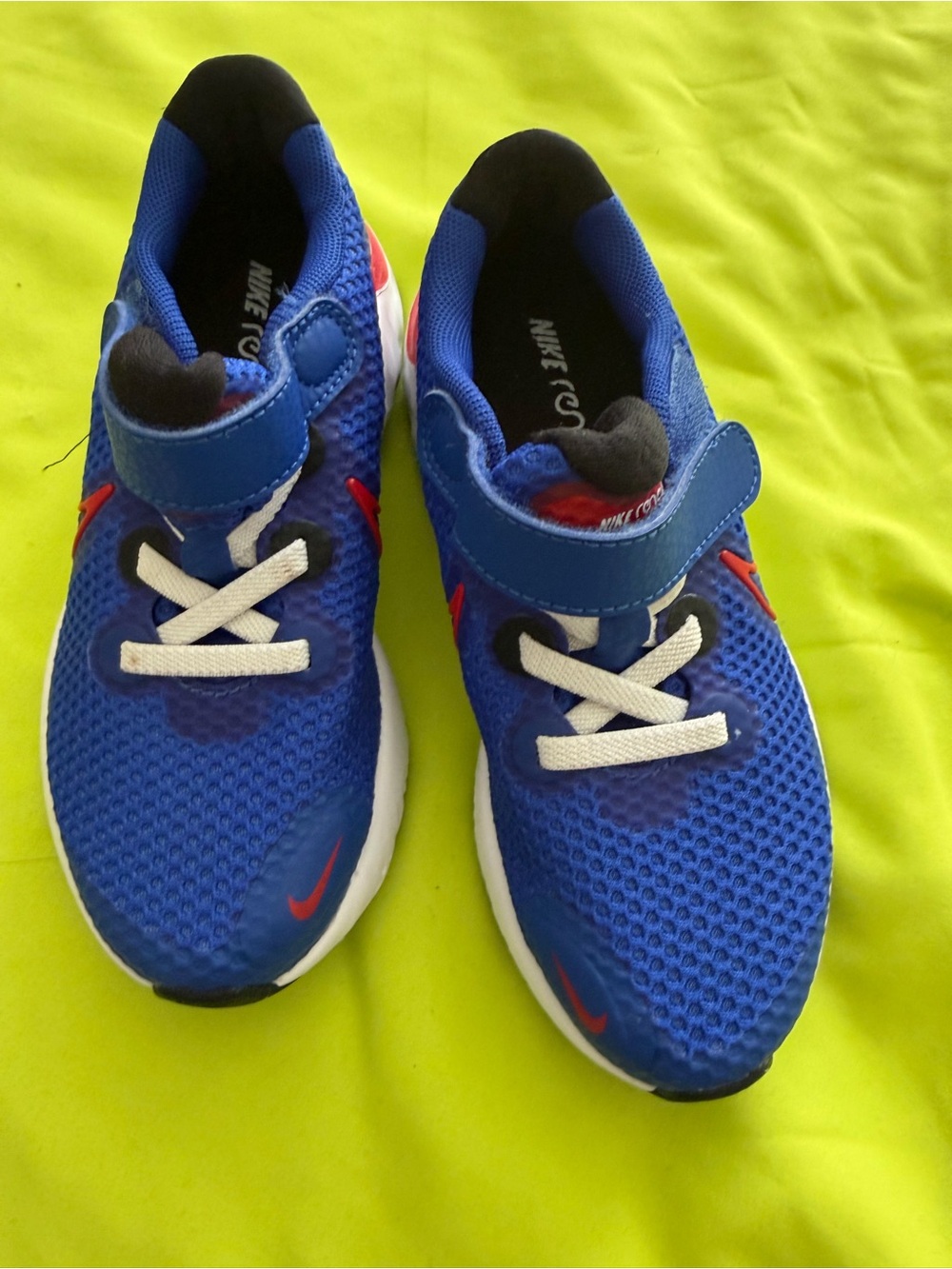 Nike Kids Blue and White Lightweight Sneakers